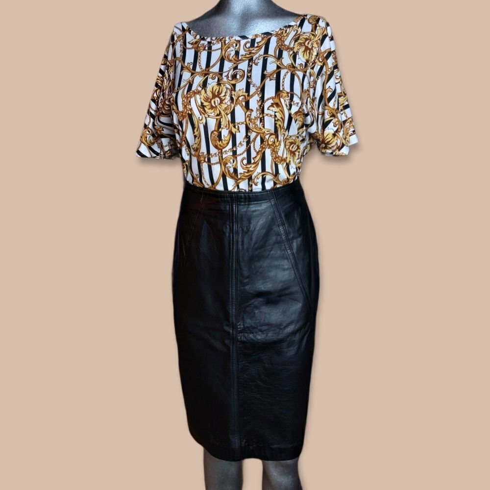🖤 Vintage Leather Midi Skirt | Black | Back Slit | Minimalist | Size